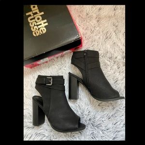 ❌SOLD❌ Charlotte Russe Chelsea Open Toe Bootie